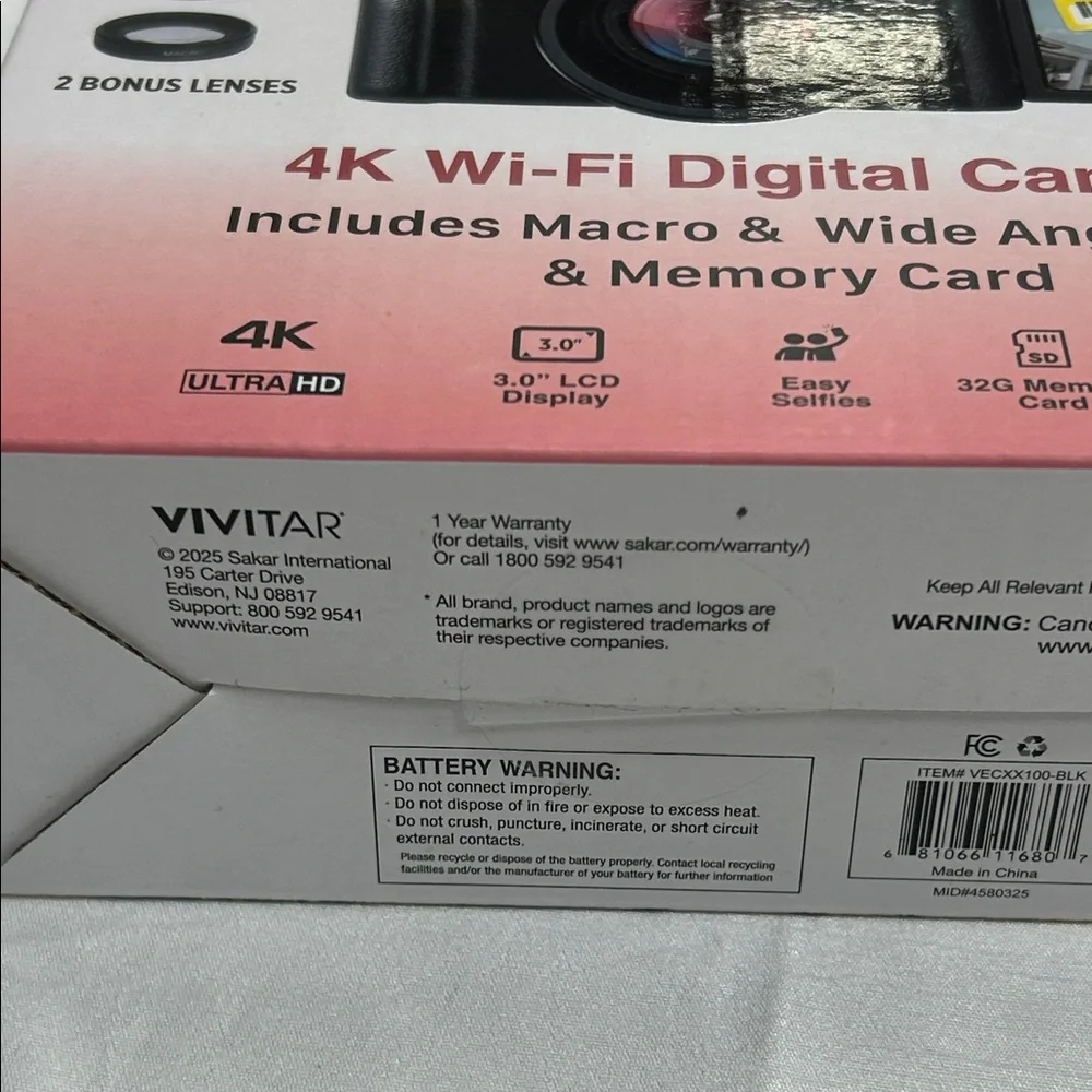 Black 4K Wi-Fi Digital Camera with Lenses
